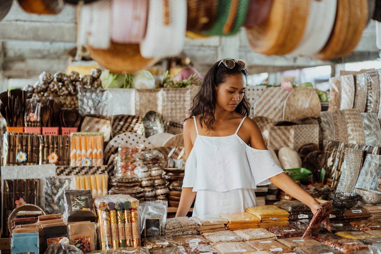 Shopping in Andaman (2025): A Guide to Souvenirs, Pearls & Markets